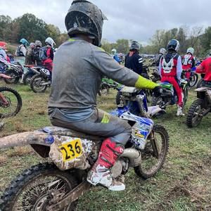 Meet your Posher, Carlos